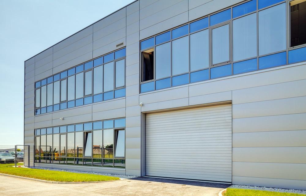 Centuria Industrial REIT Shares Up on Warehouse Acquisition (ASX:CIP)